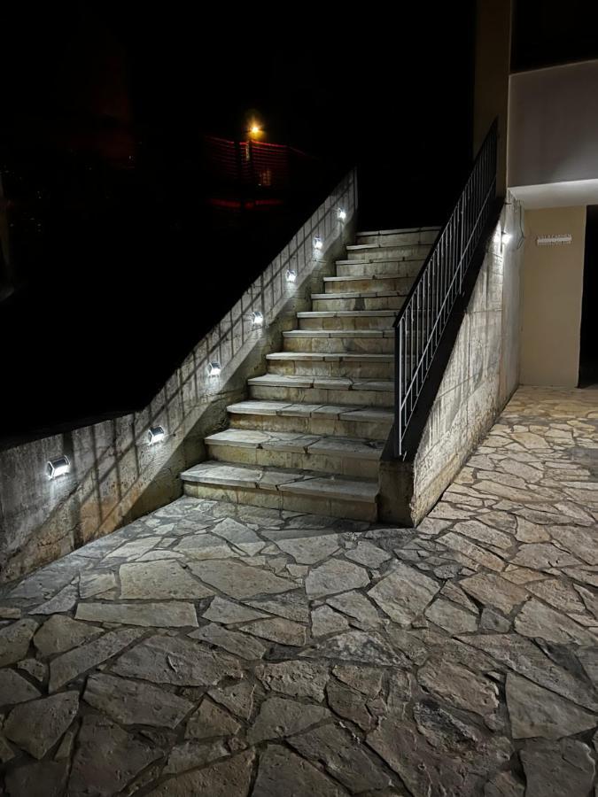 Villa Bruna โตรกีร์ ภายนอก รูปภาพ