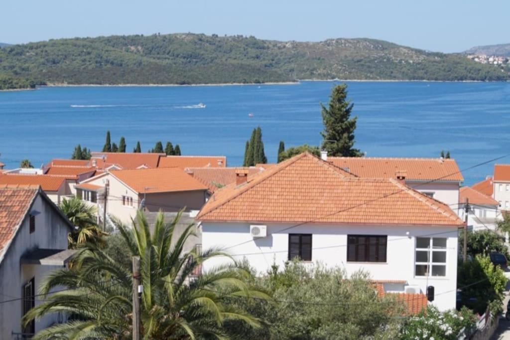 Villa Bruna โตรกีร์ ภายนอก รูปภาพ